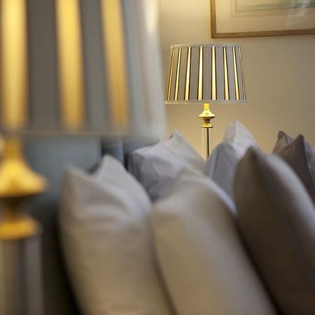 Rose & Crown Hotel Yealmpton Eksteriør billede