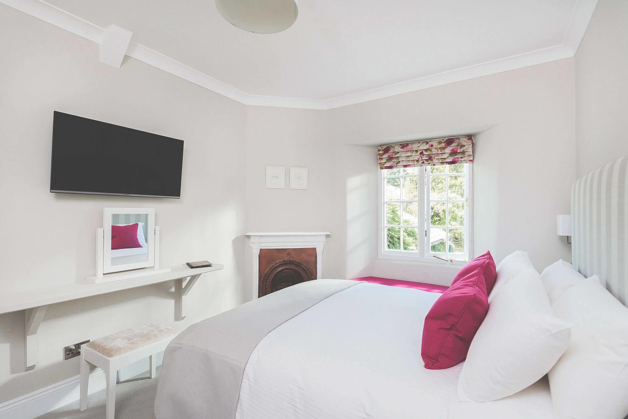 Rose & Crown Hotel Yealmpton Eksteriør billede